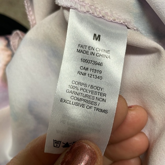 New dynamite satin skirt set - Picture 11 of 12